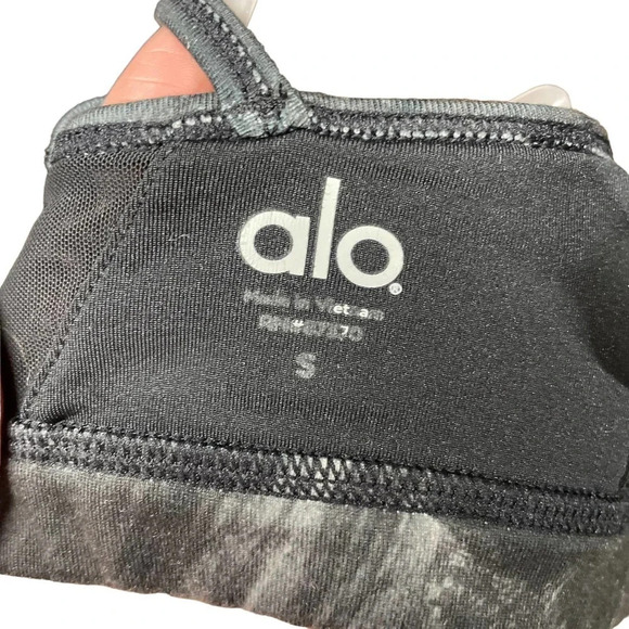 Alo Yoga Goddess Sports Bra Mesh Abstract Print Crisscross Gray Black Size Small - Picture 6 of 8